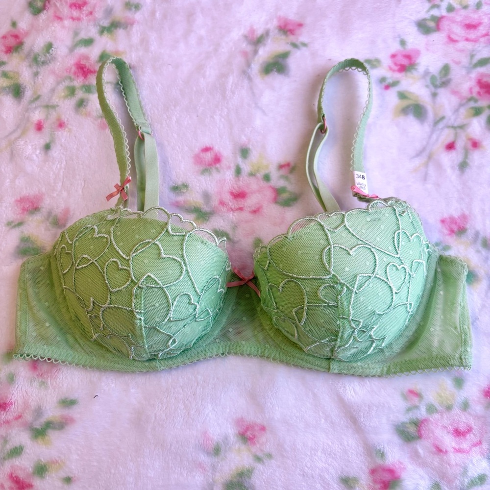 34B green bra Listing for Kally